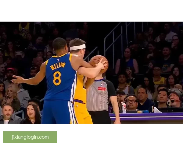 科尔谈梅尔顿拇指伤困扰第三节表现再次失常