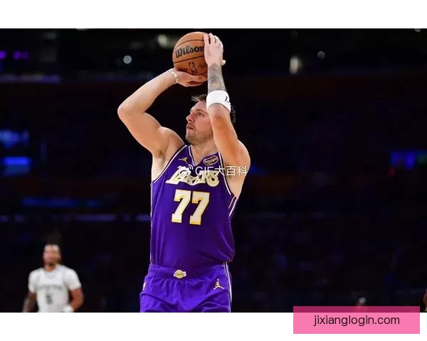 东契奇场均三十分抢断破百 比肩科比成联盟唯一